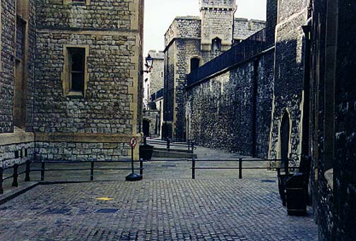London, England AUG 1998
