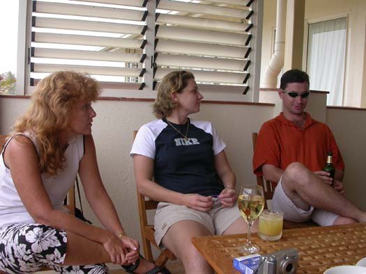 AUS QLD Cairns 2003APR20 Apartment 014