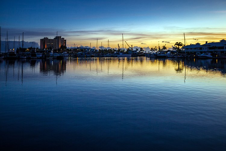 AUS QLD TSV 2016APR02 BreakwaterMarina 005